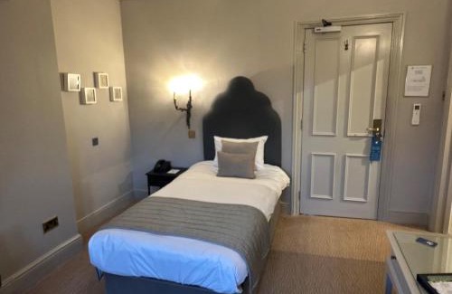 Royal Tunbridge Wells Hotel | Relaxing Retreat at The Spa Hotel with Ocean View & Pool