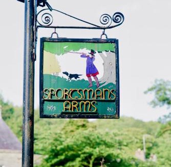 Lofthouse Hotel | Pet-Friendly Getaway at The Sportsman's Arms with Breakfast