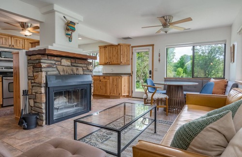 Cornville House | The Spring House Pool, Hot Tub, Sedona, Wineries
