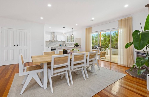 Tootgarook House | Relax at The Springs: Oceanfront Escape with Spa & Pool