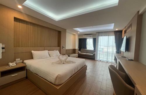 Nai Muang Hotel | Top-Rated The Square Hotel Nakhon Phanom: Accessible Comfort
