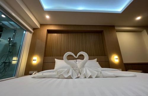Nai Muang Hotel | Top-Rated The Square Hotel Nakhon Phanom: Accessible Comfort