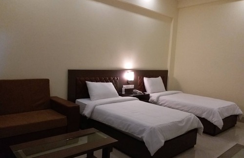Bahraich Hotel | Budget-Friendly Stay at The Sravasti Residency with Breakfast