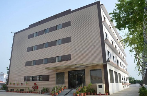 Bahraich Hotel | Budget-Friendly Stay at The Sravasti Residency with Breakfast