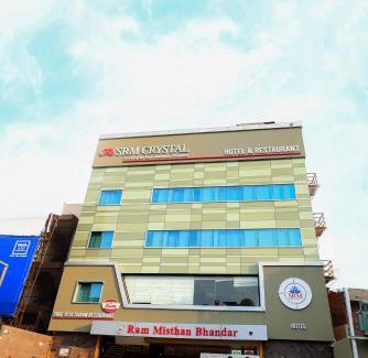 Kanpur Hotel | Explore Family-Friendly Comfort at The SRM Crystal