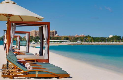 Abu Dhabi Resort | Indulge at The St. Regis Abu Dhabi: 5-Star Oceanfront Bliss