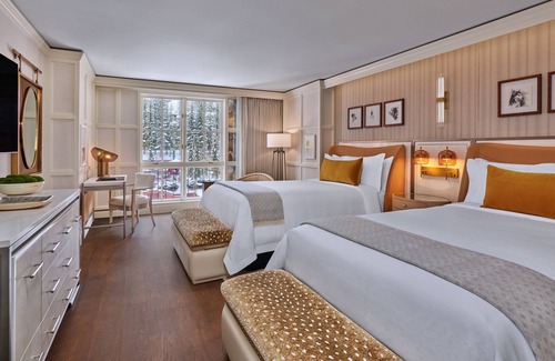 Downtown Resort | Indulgent St. Regis Aspen Resort: Spa, Pool & More!