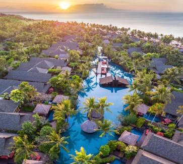 Sawangan Resort | Experience The St. Regis Bali Resort: 5-Star Oceanfront Escape