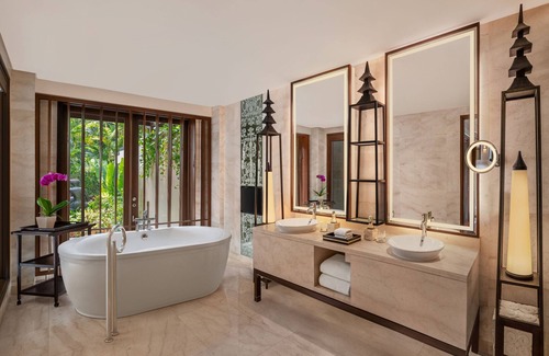 BTDC Hotel | Experience The St. Regis Bali Resort: Guest Rated 9.8/10