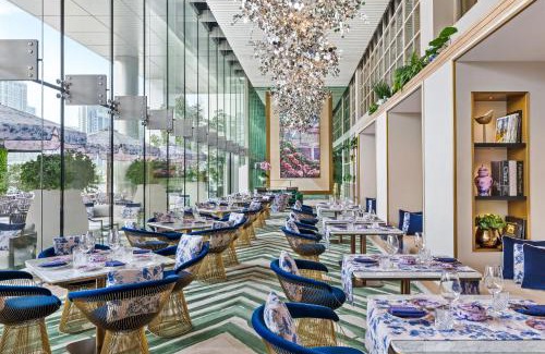 Downtown Dubai Hotel | Experience The St. Regis Downtown Dubai: 5-Star Comfort Awaits