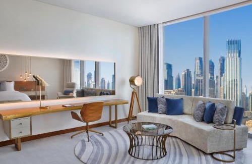 Downtown Dubai Hotel | Experience The St. Regis Downtown Dubai: 5-Star Comfort Awaits