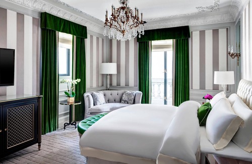 Central Park South Hotel | Experience The St. Regis New York, Rated 10/10 by Guests