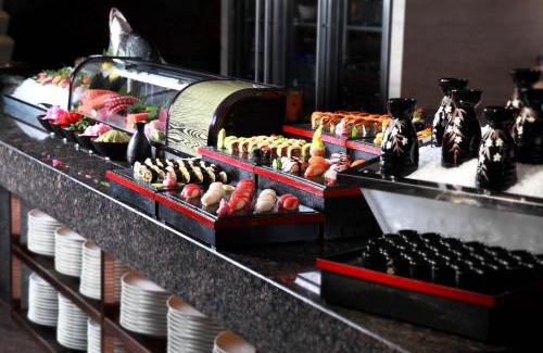 Luohu Hotel | Elegant St. Regis Shenzhen: Oceanfront Spa & Pool Retreat