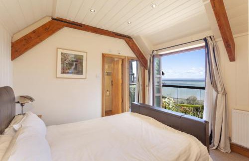 Porlock Weir House | Cozy Retreat at The Stable Block, Porlock Weir - Pet Friendly