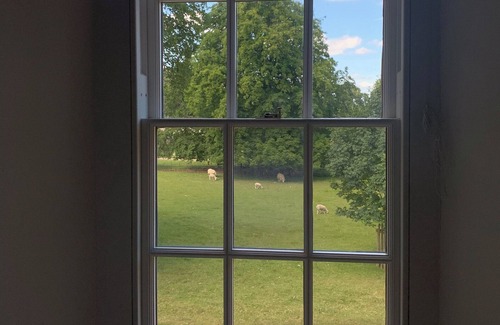 Woolage Green Cottage | Enjoy Comfort at The Stable – Family-Friendly & Modern Stay