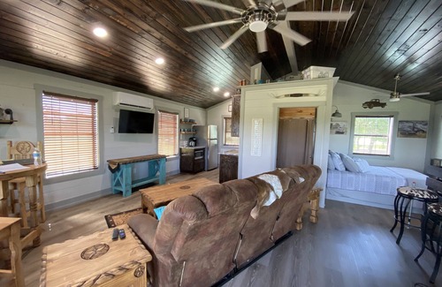 Caldwell Other | Relaxing Retreat at The Stablehouse - Top-Rated Getaway