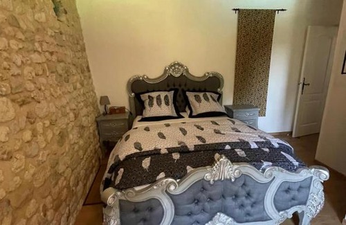 Nonac House | Exceptional The Stables Villa with Pool and Pet-Friendly Perks