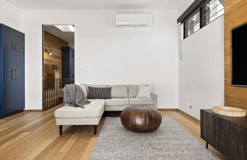 The Hill Villa | Family-Friendly Escape at The Stables at the Hill, 4-Star Stay