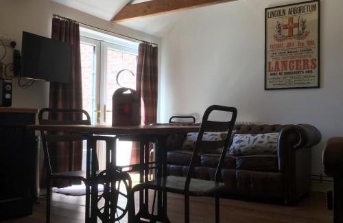 Lincoln House | Inviting Stables at the Old Vicarage with Family Amenities