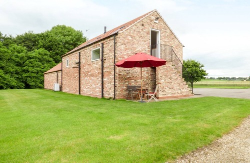Crayke Cottage | Guest Rated 10/10: The Stables, Crayke Lodge Awaits