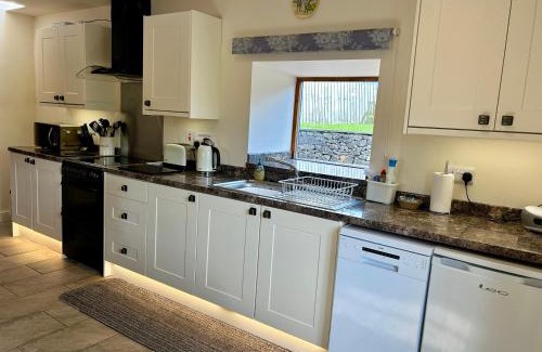 Newton Grange House | Family-Friendly Retreat at The Stables - 4-Star Excellence