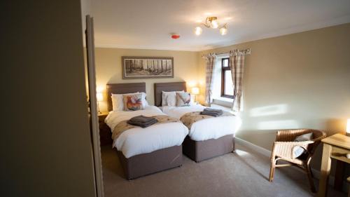 Lincoln House | Pet-Friendly Retreat at The Stables - Rated 9.6/10
