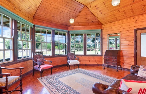 Port Fairy Cottage | The Stables - Unique Farm Experience with Family Amenities