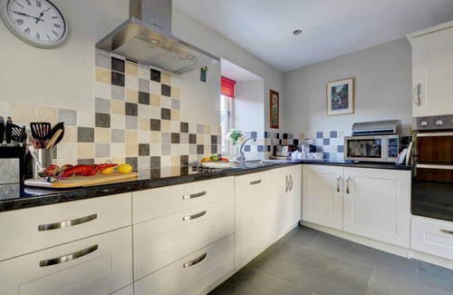 Lynton House | Pet-Friendly Stables, Lynton - 4 Bedrooms for Family Fun