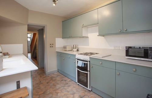 Liskeard Cottage | Relaxing Retreat at The Stables - Perfect for Families