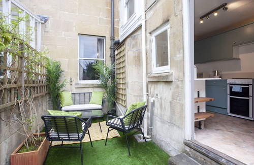 Liskeard Cottage | Relaxing Retreat at The Stables - Perfect for Families
