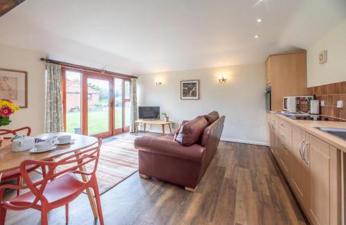 Saxmundham Apartment | Discover The Stables Valley Farm Barns in Snape, Pet-Friendly