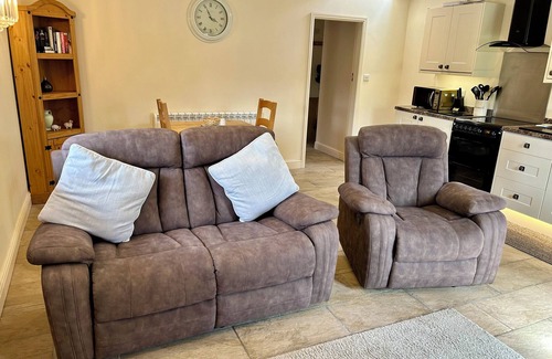 Newton Grange Cottage | Relax at The Stables: Garden Oasis in Ashbourne