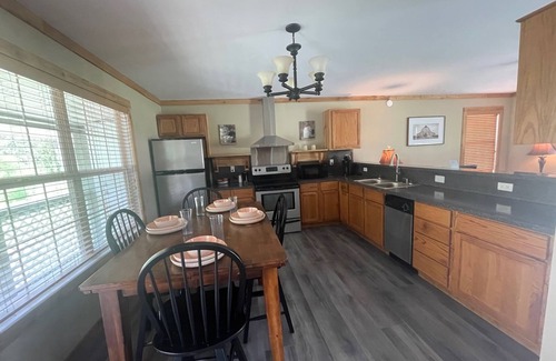 Woodville Hotel | Cozy Getaway at The Stagecoach Inn of Woodville