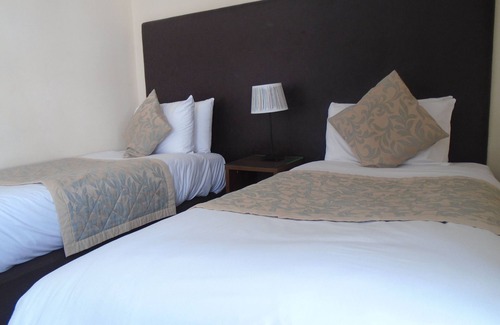 Andover Hotel | Guest Rated 9/10: Stay at The Star and Garter Hotel