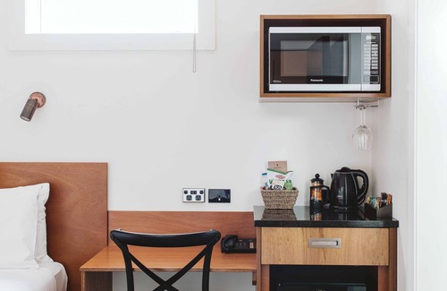 New Plymouth CBD Hotel | Experience The State Hotel: 4-Star Comfort & Family Friendly