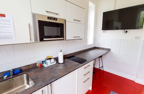 Dudley Hotel | Cozy Stay at The Station Hotel and Banqueting with Dining
