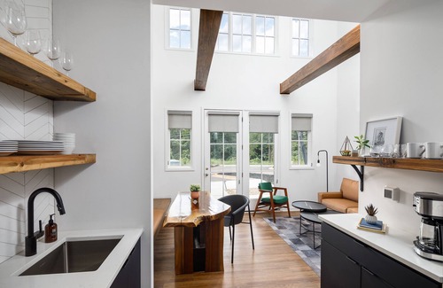 Greenville - Spartanburg Apartment | Unforgettable Stays at The Station by Compo Hotels