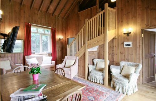 Stowmarket House | Discover The Station: 4-Star Retreat with Private Pool