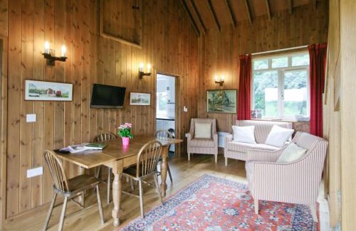 Stowmarket House | Discover The Station: 4-Star Retreat with Private Pool