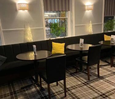 Worksop Hotel | Affordable Comfort at The Station Hotel with Family Amenities