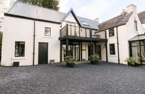Dalmally House | Family-Friendly Escape at The Steading with Pool Access
