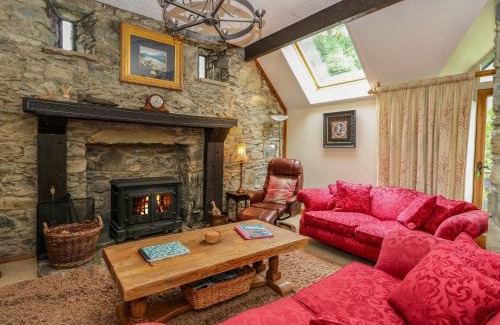 Dalmally House | Family-Friendly Escape at The Steading with Pool Access