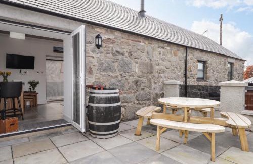 Rogart House | Discover The Steading: Family-Friendly 4-Star Retreat