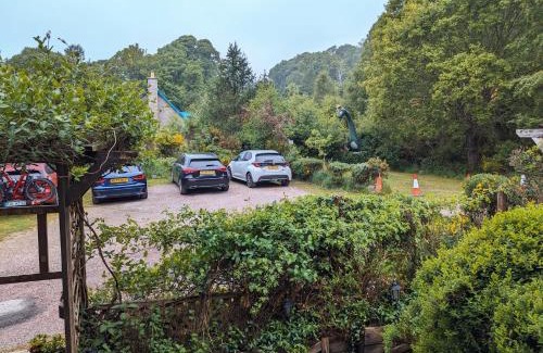 Glenurquhart Bed & Breakfast | Explore The Steading Highland Glen Lodge with Breakfast Perks