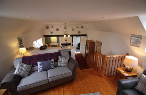 Chesters House | Experience The Steadings Cottage: Pet-Friendly Retreat
