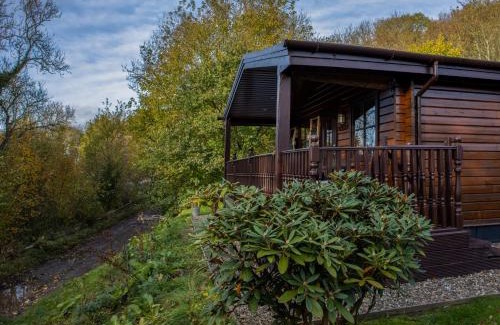 Kettlebridge Cabin | Experience The Steadings Log Cabins: Pet-Friendly Retreat