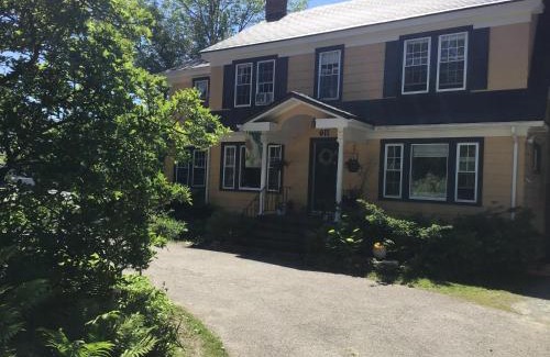 Wolfville Bed & Breakfast | Exceptional Stay at The Stella Rose B&B with Hot Tub