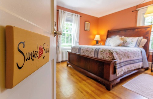 Wolfville Bed & Breakfast | Experience The Stella Rose B&B: 4-Star Spa Retreat