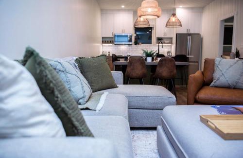 Revelstoke Apartment | Guest Rated: The Stellar Condo with Hot Tub & Child-Friendly Amenities