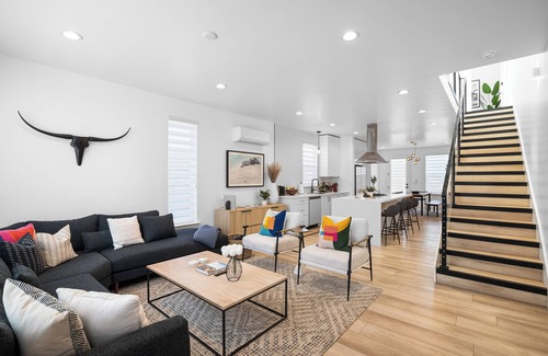 Midtown House | Modern Comfort at The Stoke House in Vibrant MidTown
